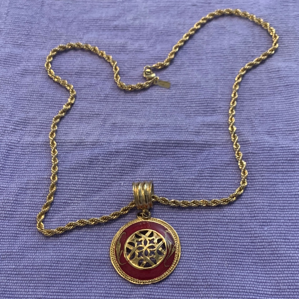 Vintage Monet Pendant Necklace